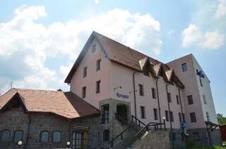 Отель Hotel Sofia Бран Вилла-1