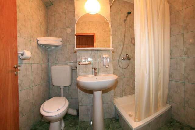 Отель Hotel Sofia Бран-50